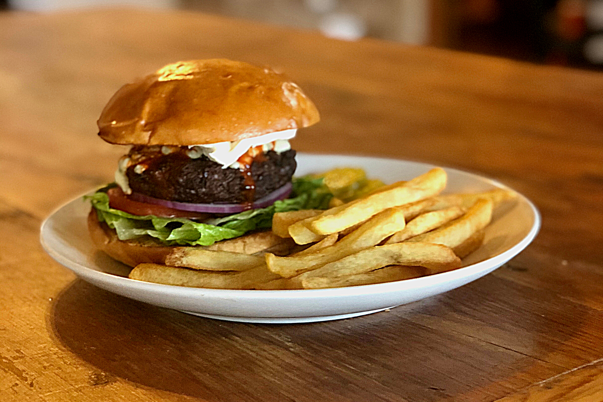 The Buffalo Bird Burger (The triple B)